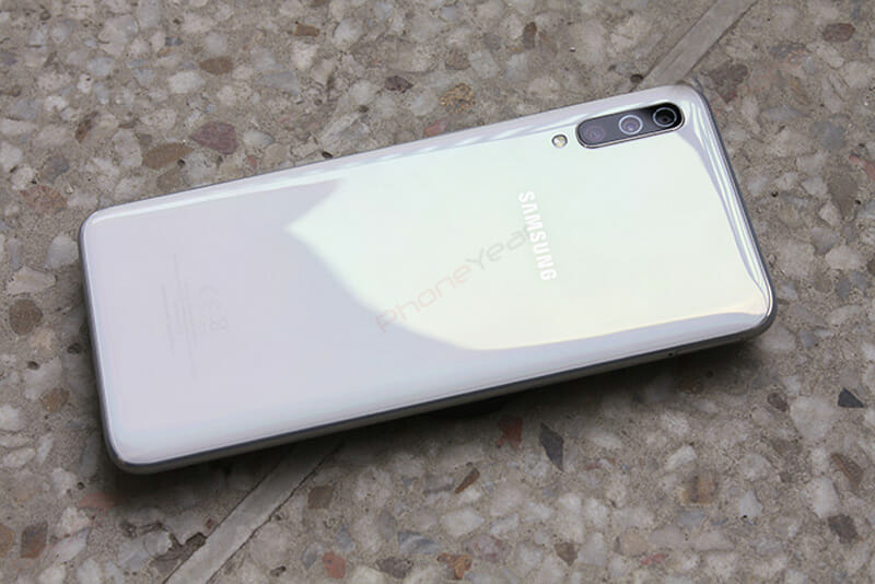 Galaxy A70 back