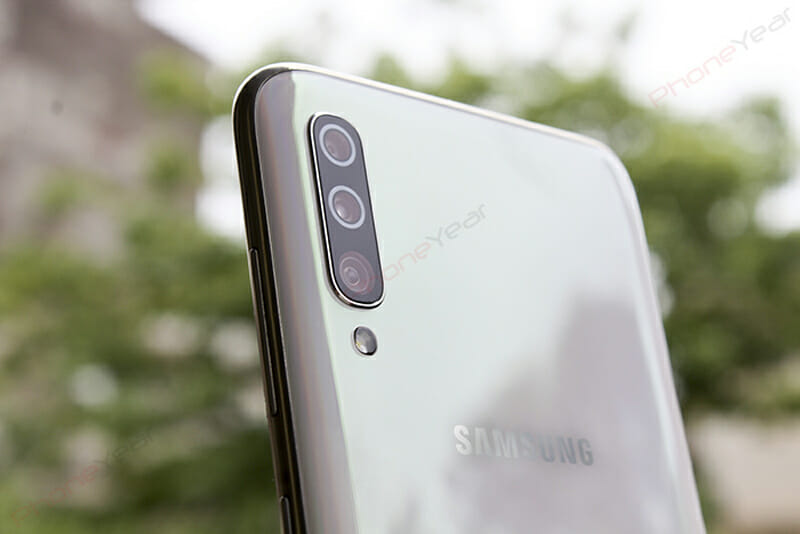 Galaxy A70 rear cameras