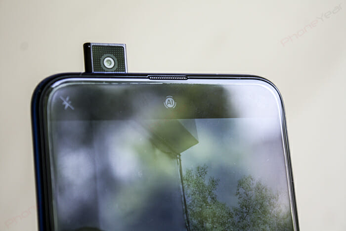 Huawei Y9 Prime 2019 pop-up camera