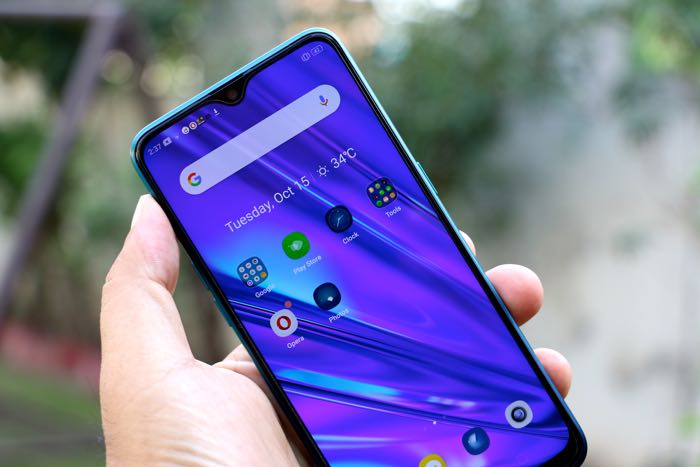 realme 5 Pro notch