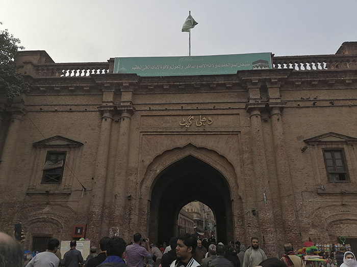 Delhi Gate Picture with HDR Mode on Y9s