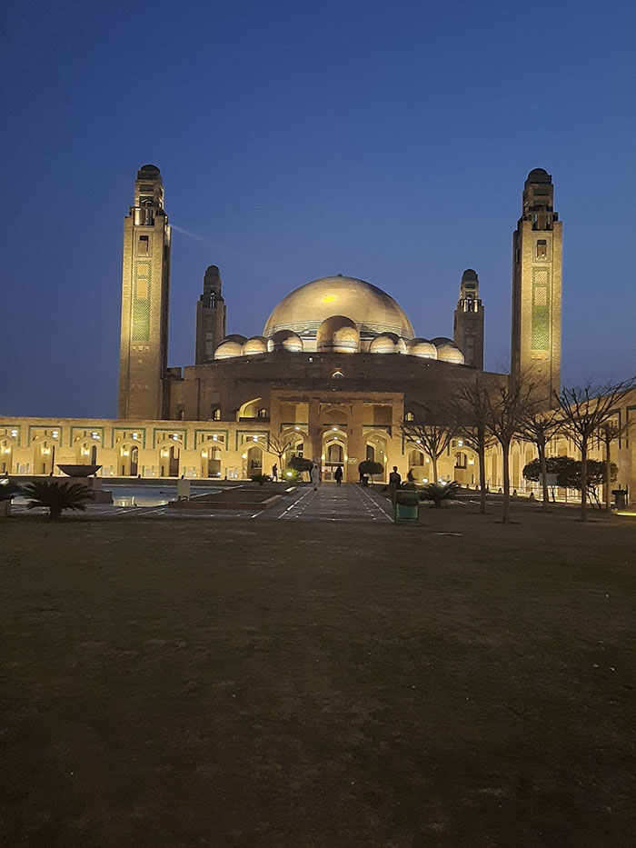 Bahira Mosque Night Mode
