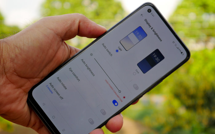 realme 8 display settings